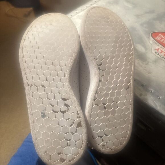 White/Gold Adidas Women’s Sneaker Shoes Size 10 - Picture 8 of 9